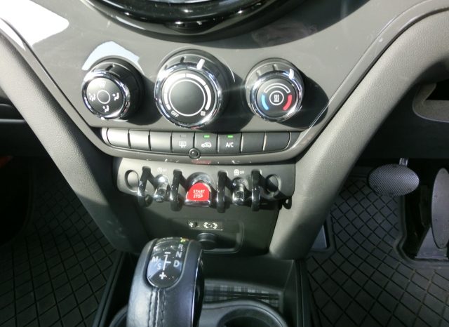 
								BMW Mini Cooper full									