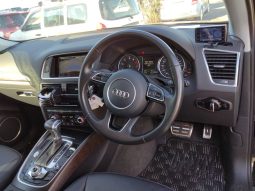 
										Audi Q5 full									