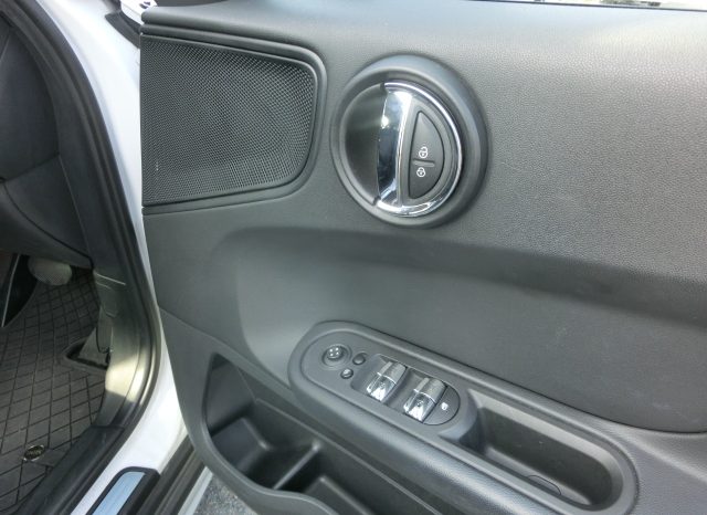 
								BMW Mini Cooper full									