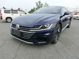 
										Volkswagen Arteon full									