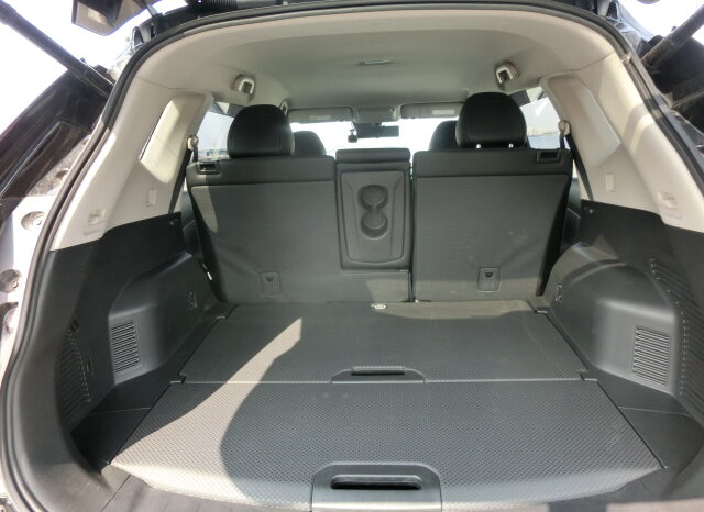 
								Nissan X-Trail full									