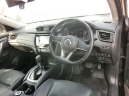 
										Nissan X-Trail full									
