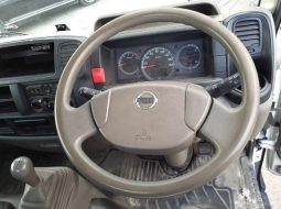 
										Nissan Atlas full									