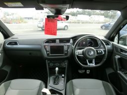 
										Volkswagen Tiguan full									