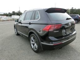 
										Volkswagen Tiguan full									