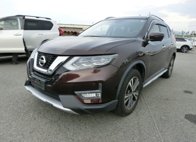
								Nissan X-Trail full									