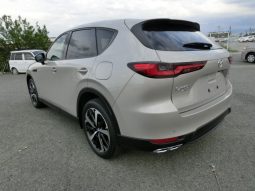 
										Mazda CX-60 full									