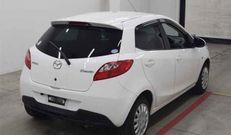 
								Mazda Demio full									