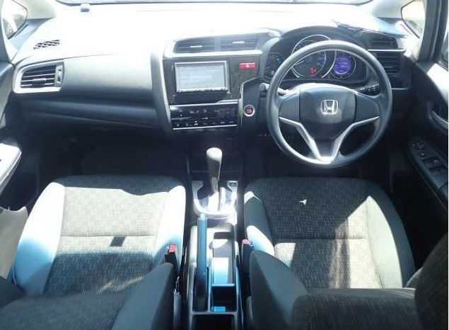 
								Honda Fit full									