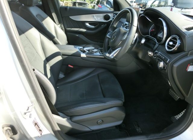 
								Mercedes-Benz GLC200 full									