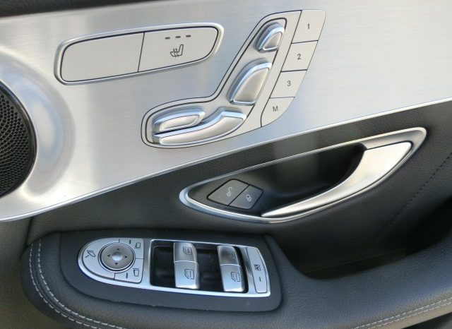 
								Mercedes-Benz GLC200 full									