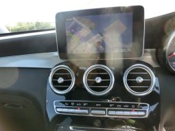 
										Mercedes-Benz GLC200 full									