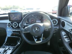 
										Mercedes-Benz GLC200 full									