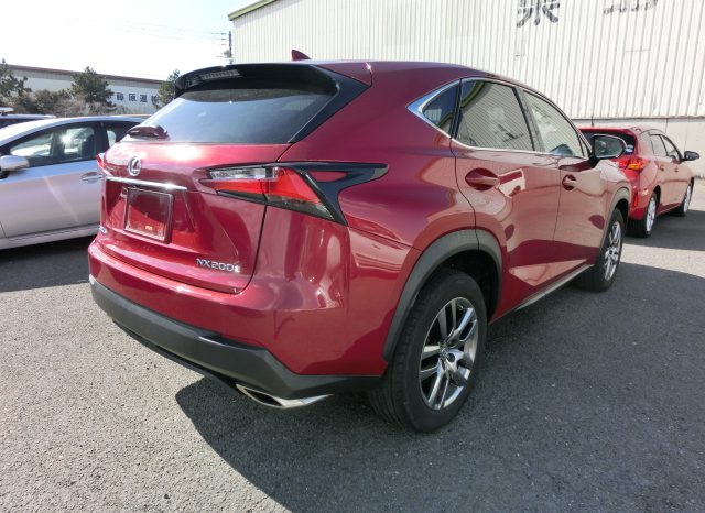 
								Lexus  NX 200T full									