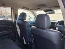 
										Mitsubishi Outlander full									