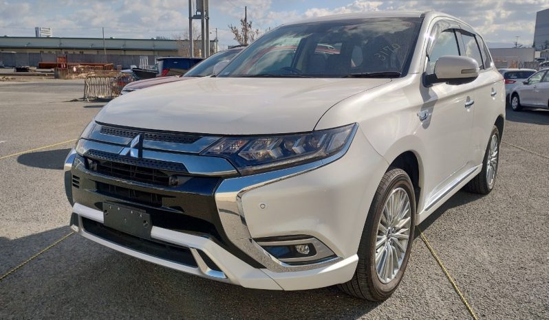 
								Mitsubishi Outlander full									
