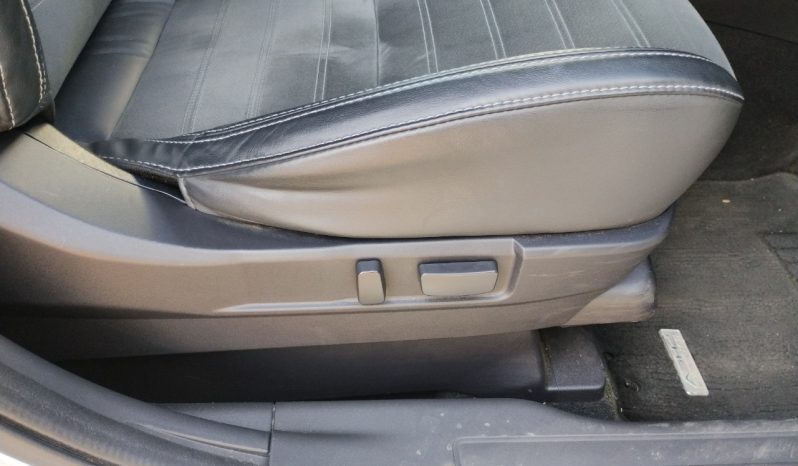 
								Mitsubishi Outlander full									