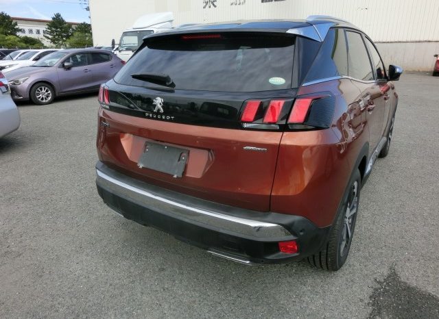 
								Peugeot 3008 full									