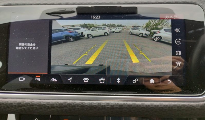 
								Range Rover Velar full									