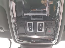 
										Range Rover Velar full									