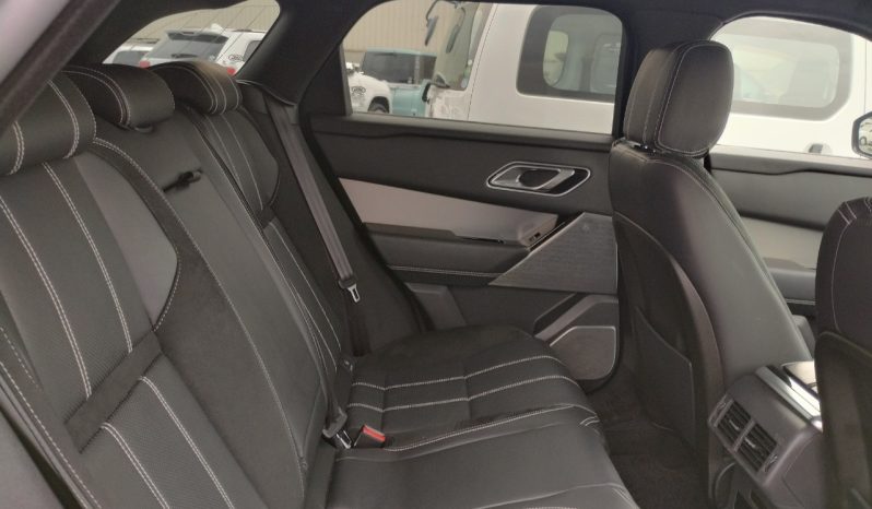 
								Range Rover Velar full									