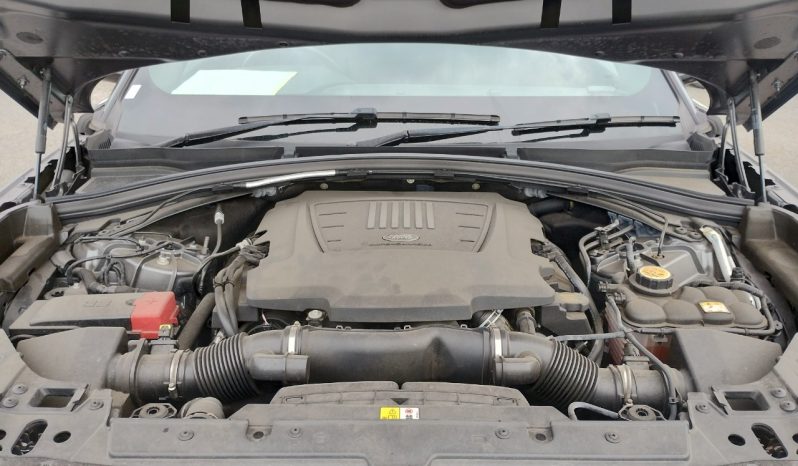 
								Range Rover Velar full									