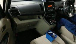 
										Nissan Serena full									