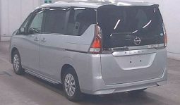 
										Nissan Serena full									