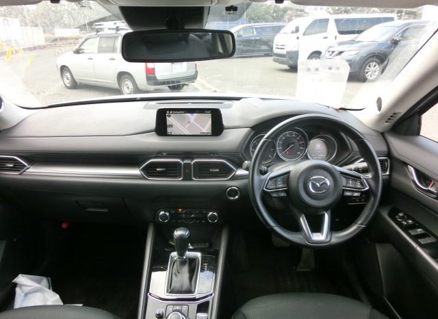 
								Mazda CX-5 full									