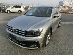 
										Volkswagen Tiguan full									