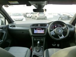 
										Volkswagen Tiguan full									