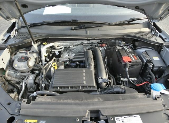 
								Volkswagen Tiguan full									