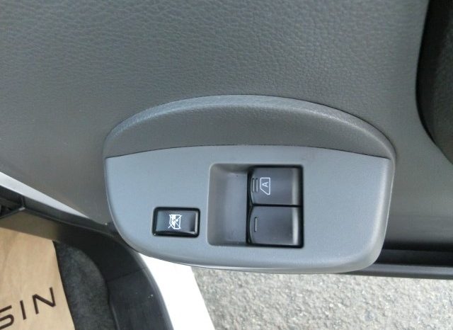 
								Nissan NV200 VANETTE full									