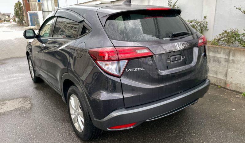 
								Honda Vezel Hybrid full									