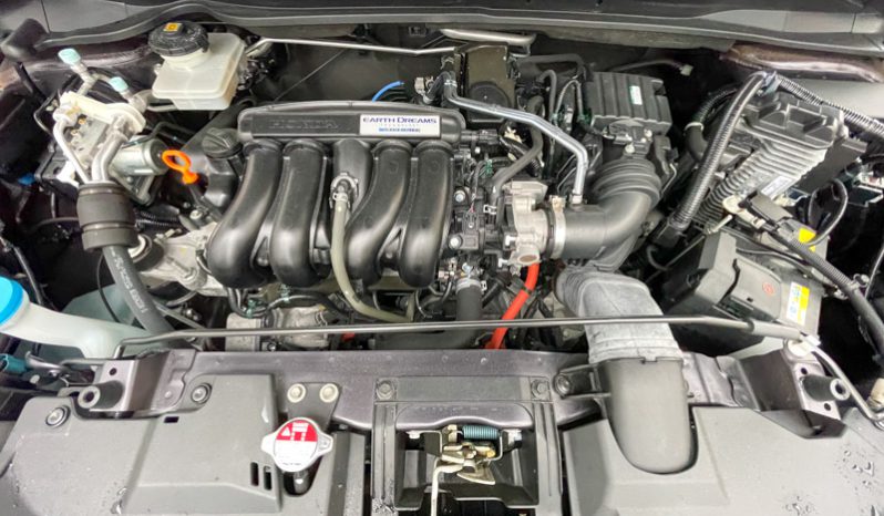 
								Honda Vezel Hybrid full									