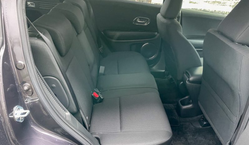 
								Honda Vezel Hybrid full									