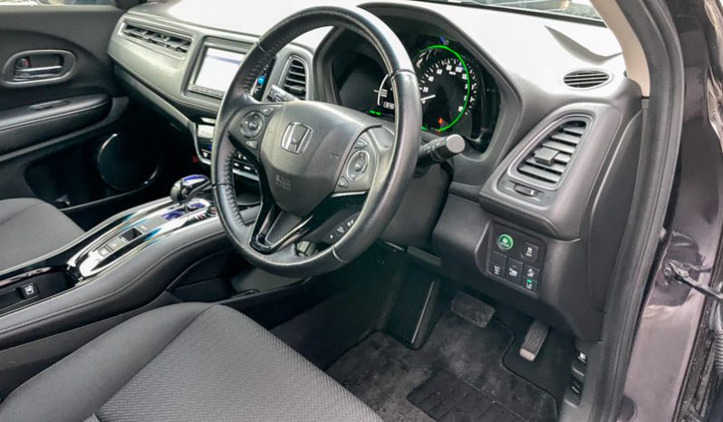 
								Honda Vezel Hybrid full									