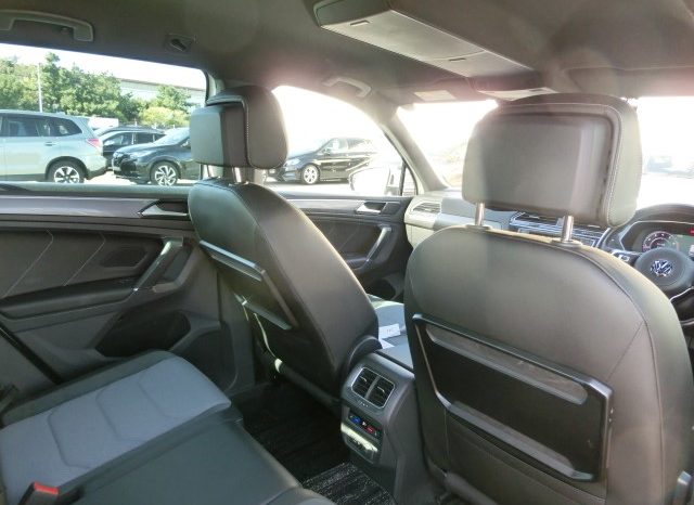 
								Volkswagen Tiguan full									