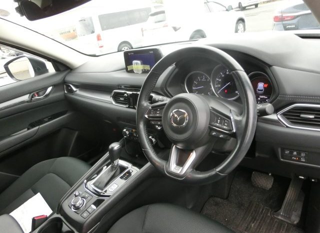 
								Mazda CX-5 full									