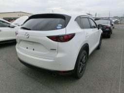 
										Mazda CX-5 full									