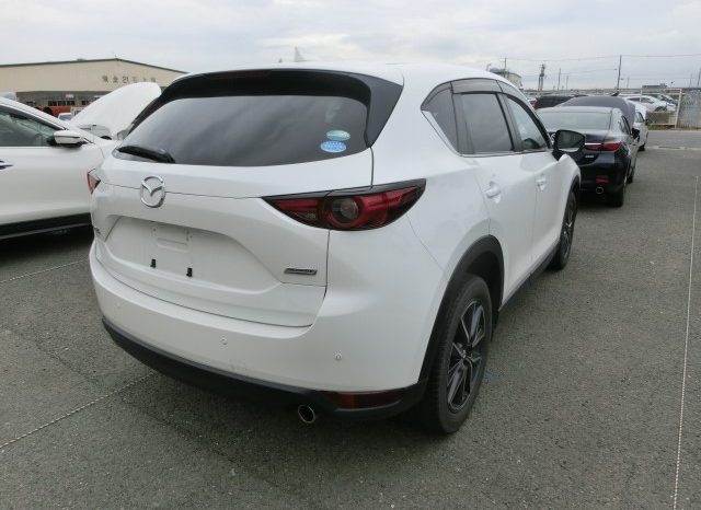
								Mazda CX-5 full									