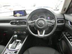 
										Mazda CX-5 full									