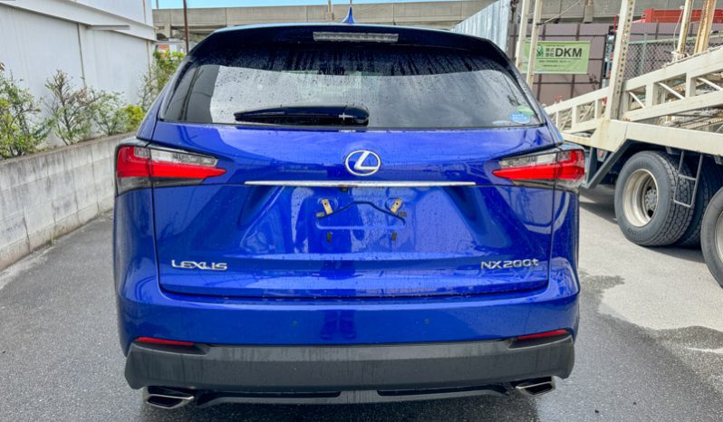 
								Lexus  NX 200T full									