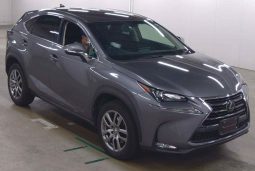 Lexus  NX 200T
