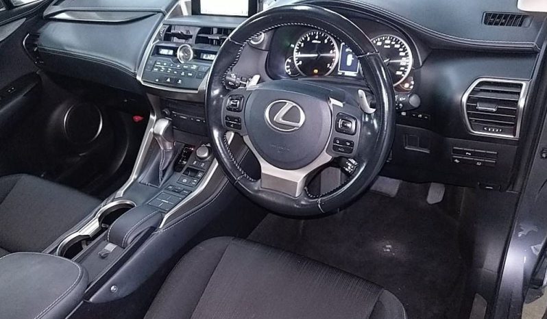 
								Lexus  NX 200T full									