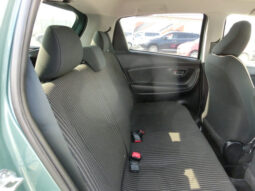 
										Toyota Vitz Hybrid full									