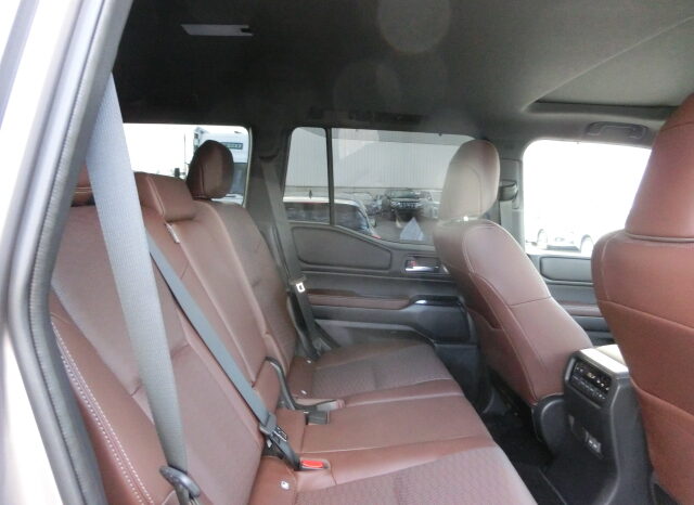 
								Toyota Landcruiser (Diesel) full									