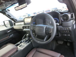 
										Toyota Landcruiser (Diesel) full									