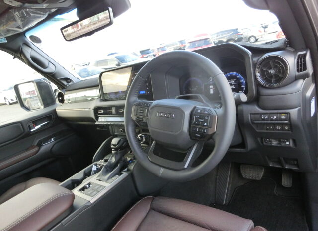 
								Toyota Landcruiser (Diesel) full									