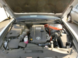 
										Toyota Crown Hybrid full									